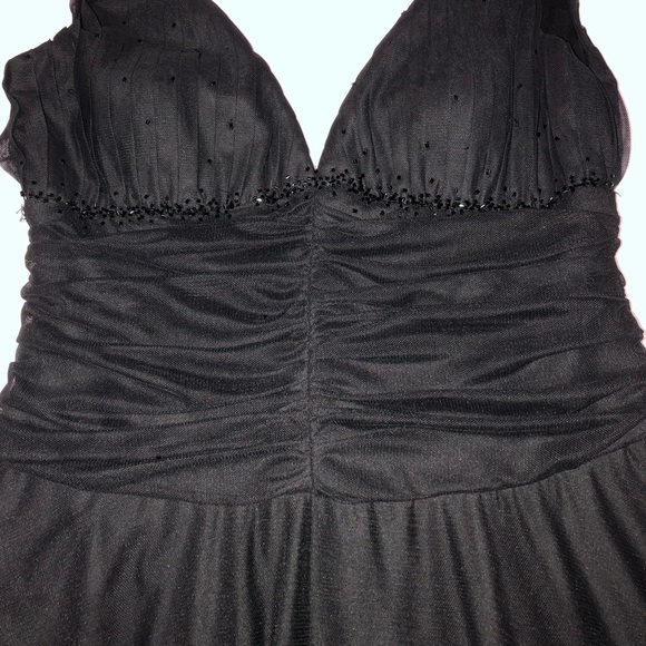 DAVID’S BRIDAL Size 14 Women Maxi ,Black Evening Fancy Elegant Dress. 14” X 46” - Picture 4 of 11